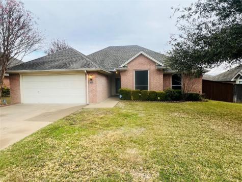 1200 Highcrest Drive Burleson TX 76028