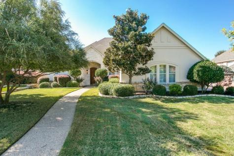 917 Amanda Drive Mansfield TX 76063