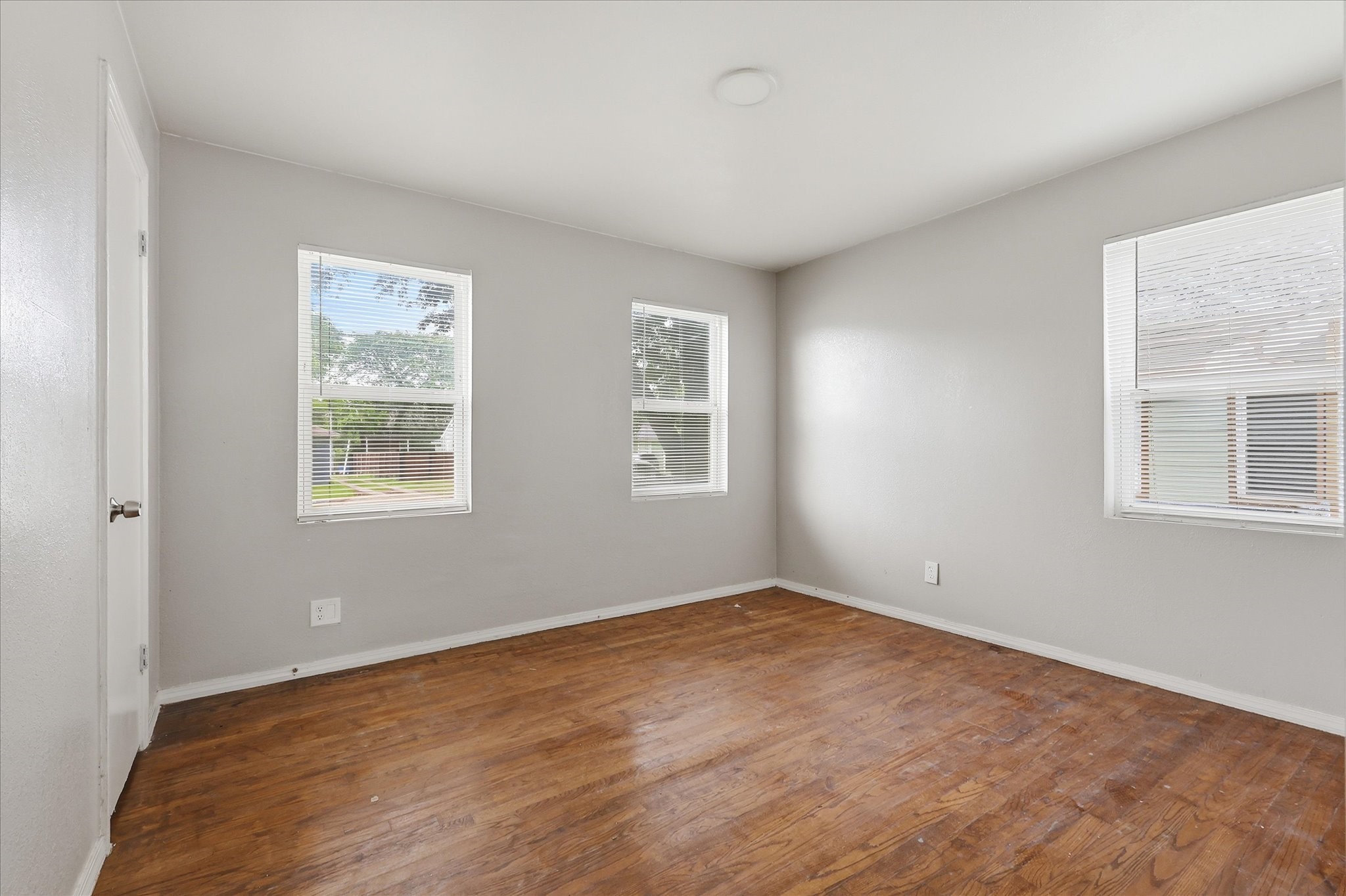 1303 Stone Drive Irving TX 75061