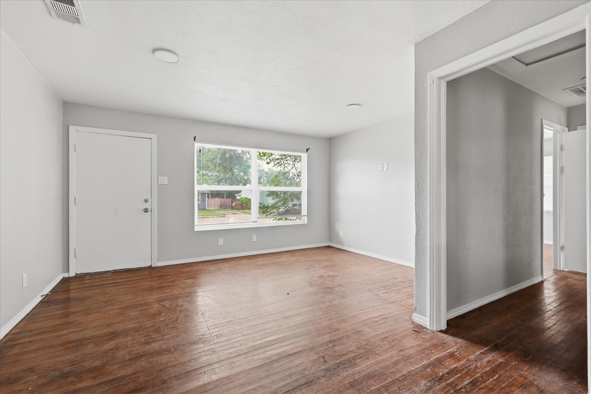 1303 Stone Drive Irving TX 75061