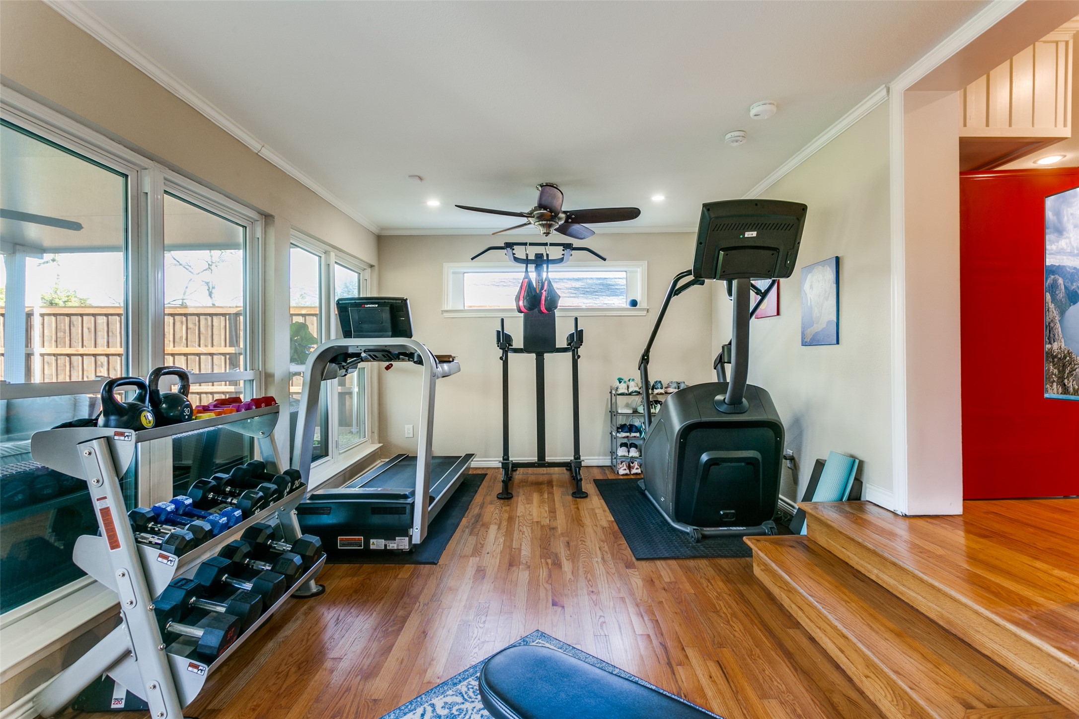 318 Ruth Street Grapevine TX 76051