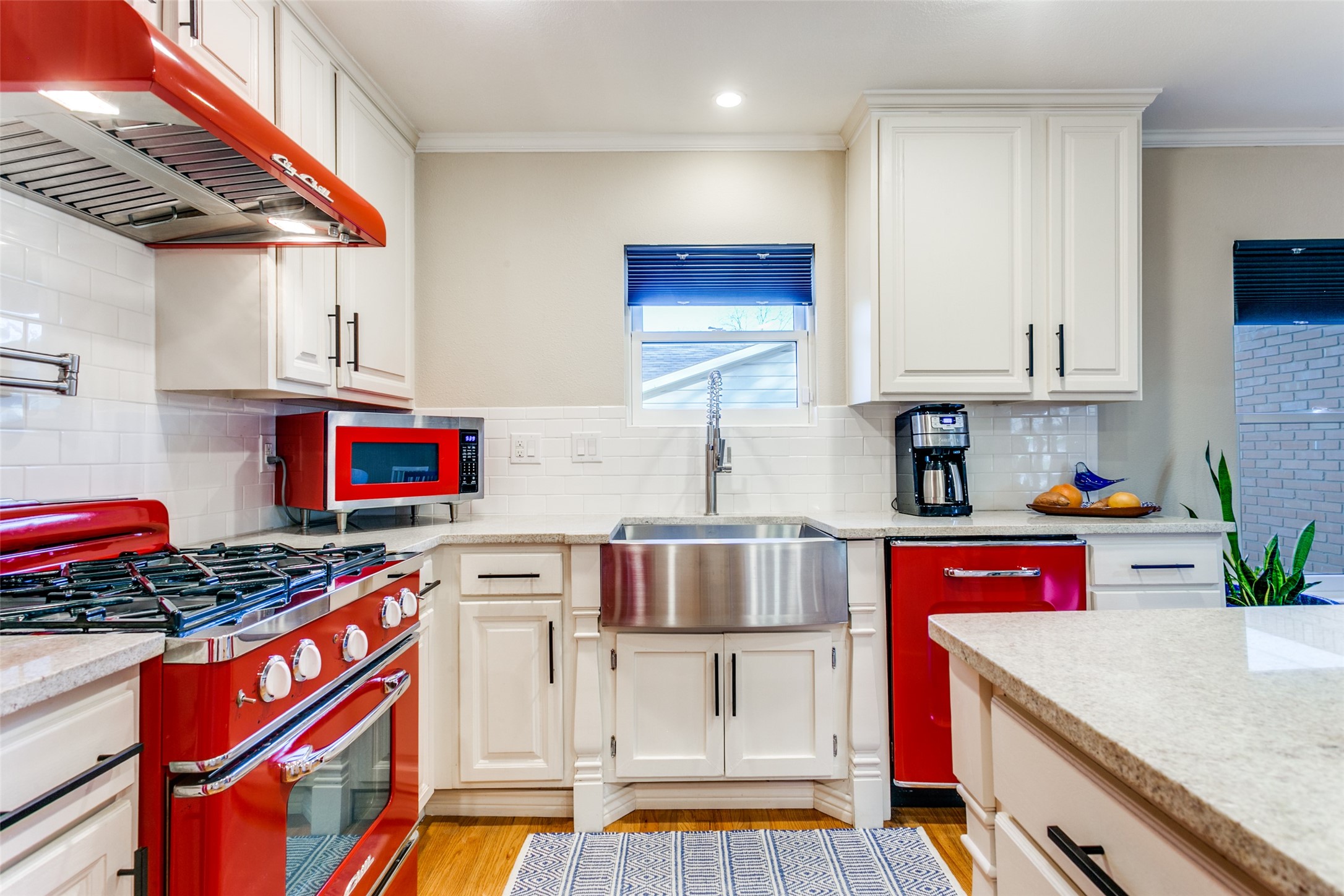 318 Ruth Street Grapevine TX 76051
