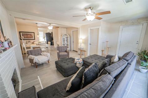 903 W Wheeler Street Breckenridge TX 76424