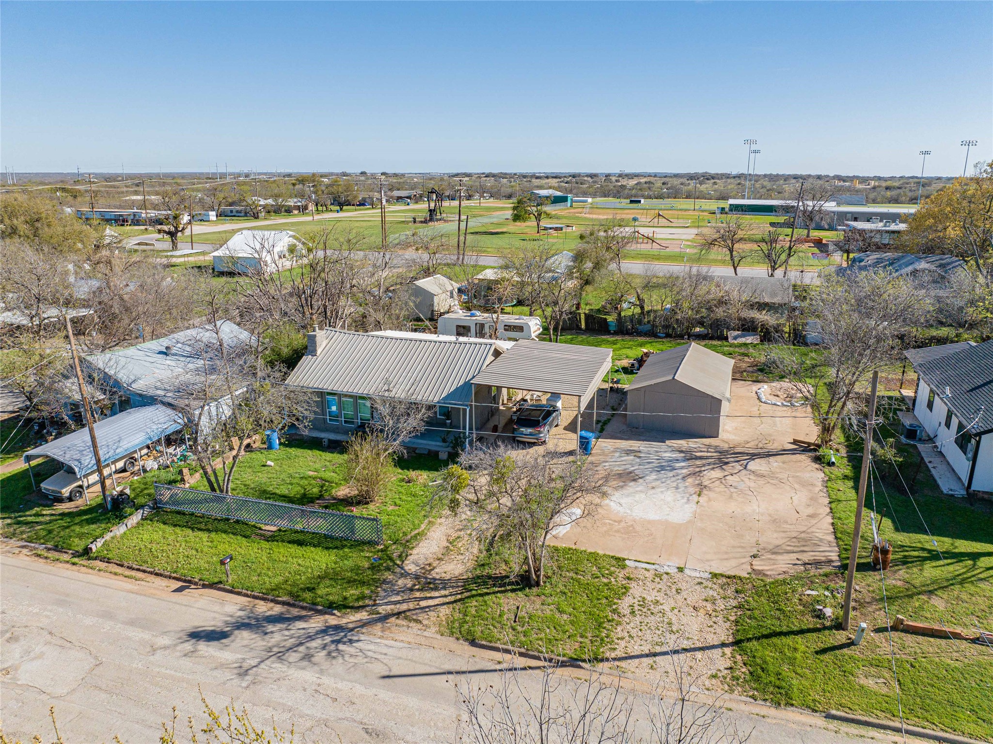 903 W Wheeler Street Breckenridge TX 76424