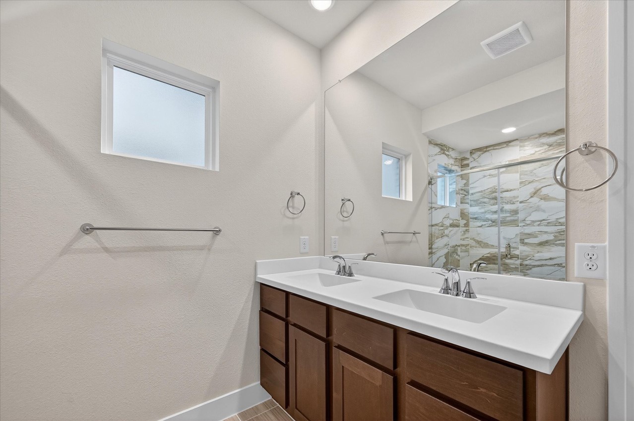 723 Sagebrush Trail Sherman TX 75092