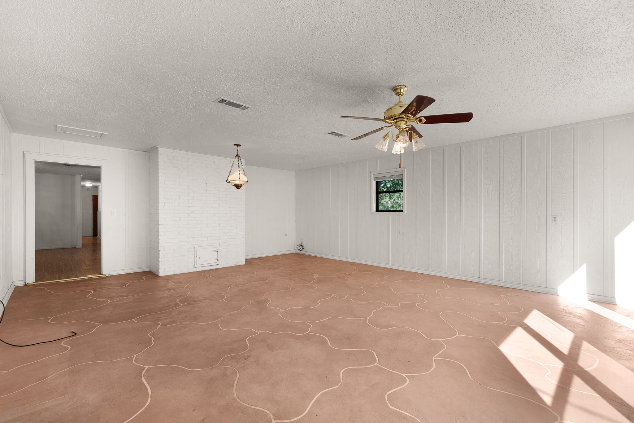 1830 Fm 221 Hamilton TX 76531