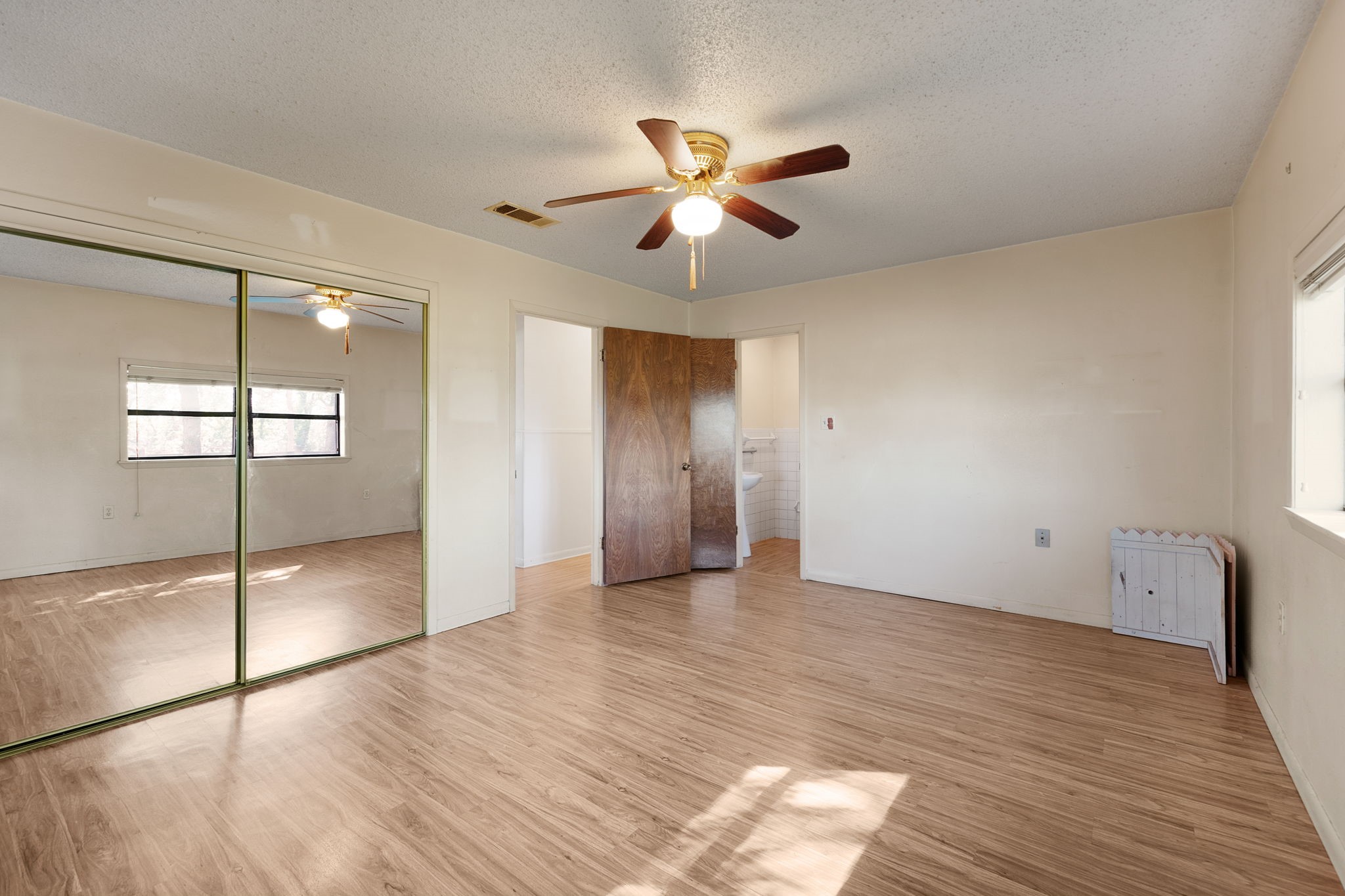 1830 Fm 221 Hamilton TX 76531