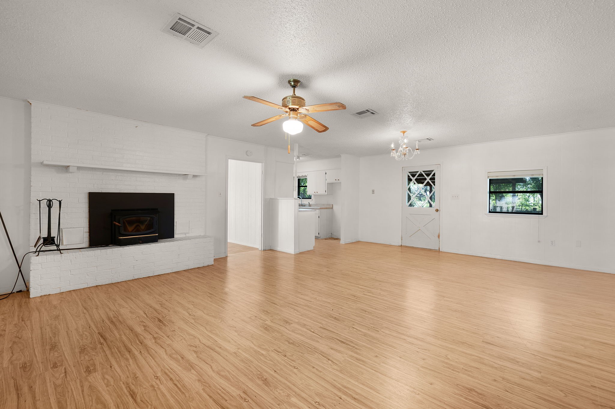 1830 Fm 221 Hamilton TX 76531
