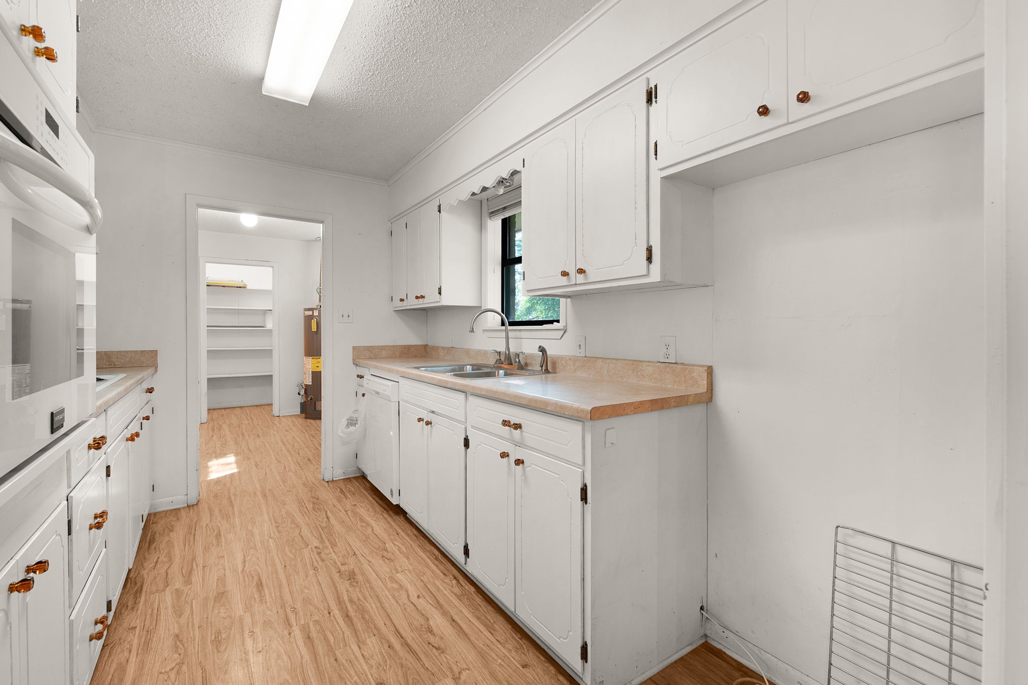 1830 Fm 221 Hamilton TX 76531