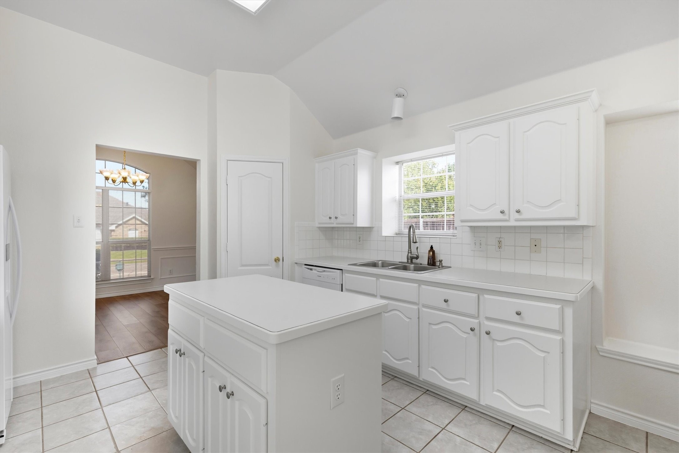 6318 Ahnee Drive Rowlett TX 75089