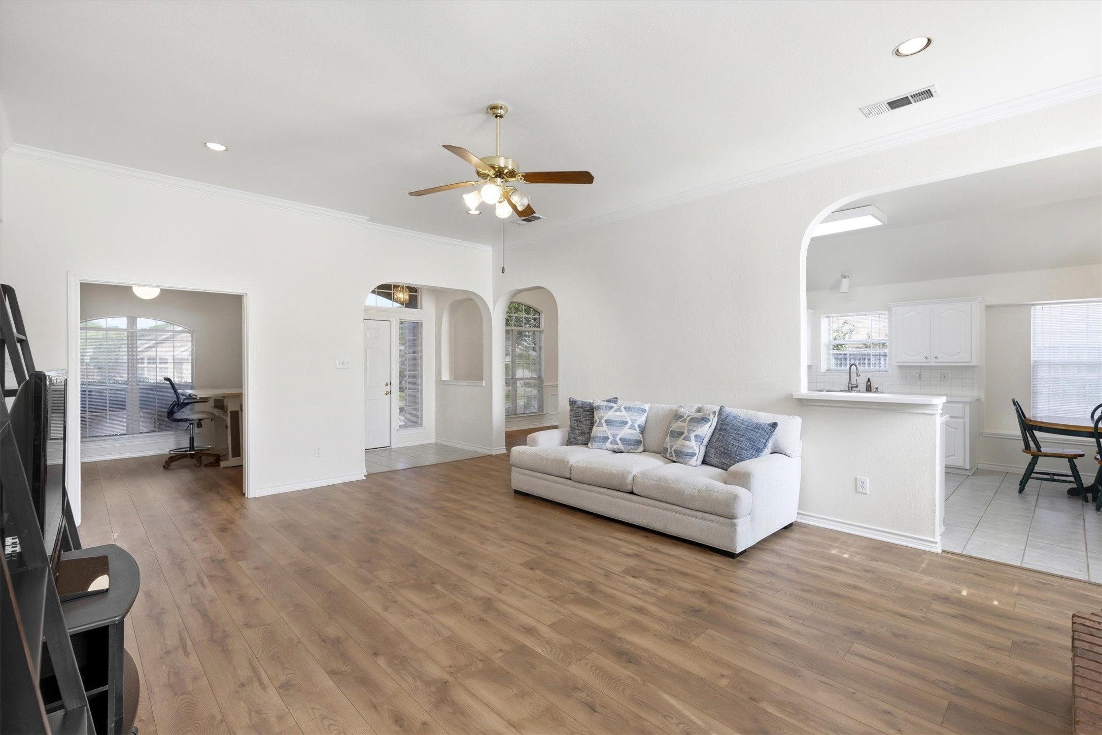 6318 Ahnee Drive Rowlett TX 75089