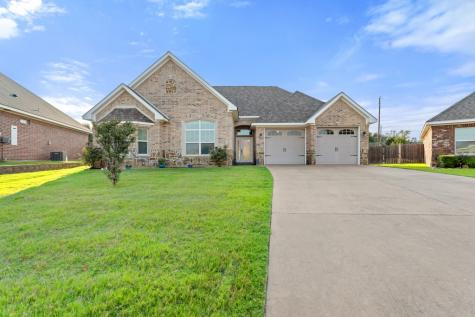 721 White Bear Trail Lindale TX 75771