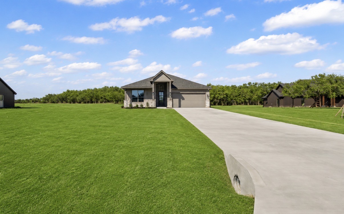 221 Jimmy Lane Millsap TX 76066