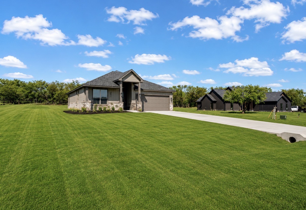 221 Jimmy Lane Millsap TX 76066