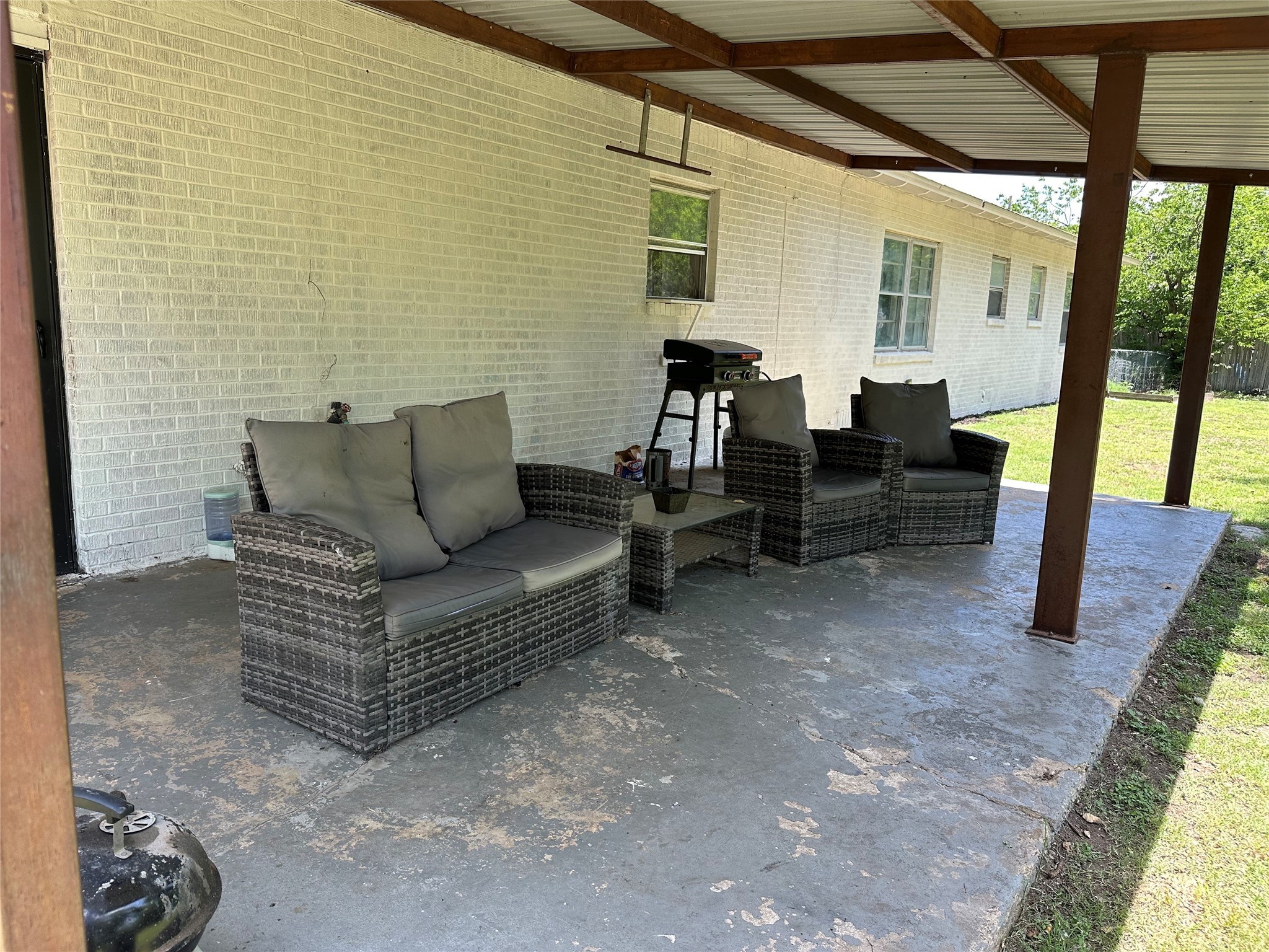 408 W Armstrong Comanche TX 76442