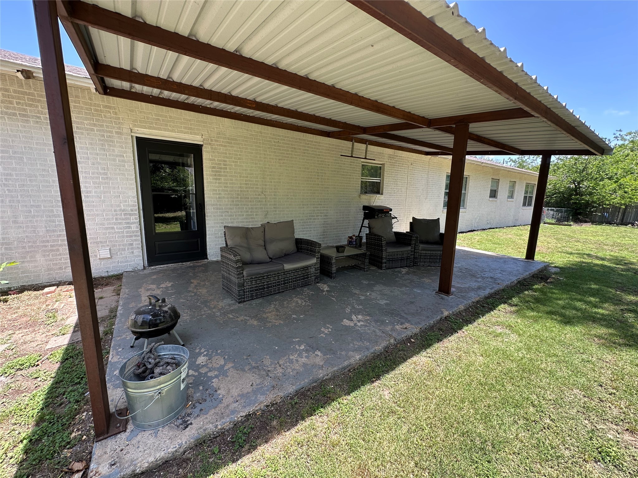 408 W Armstrong Comanche TX 76442