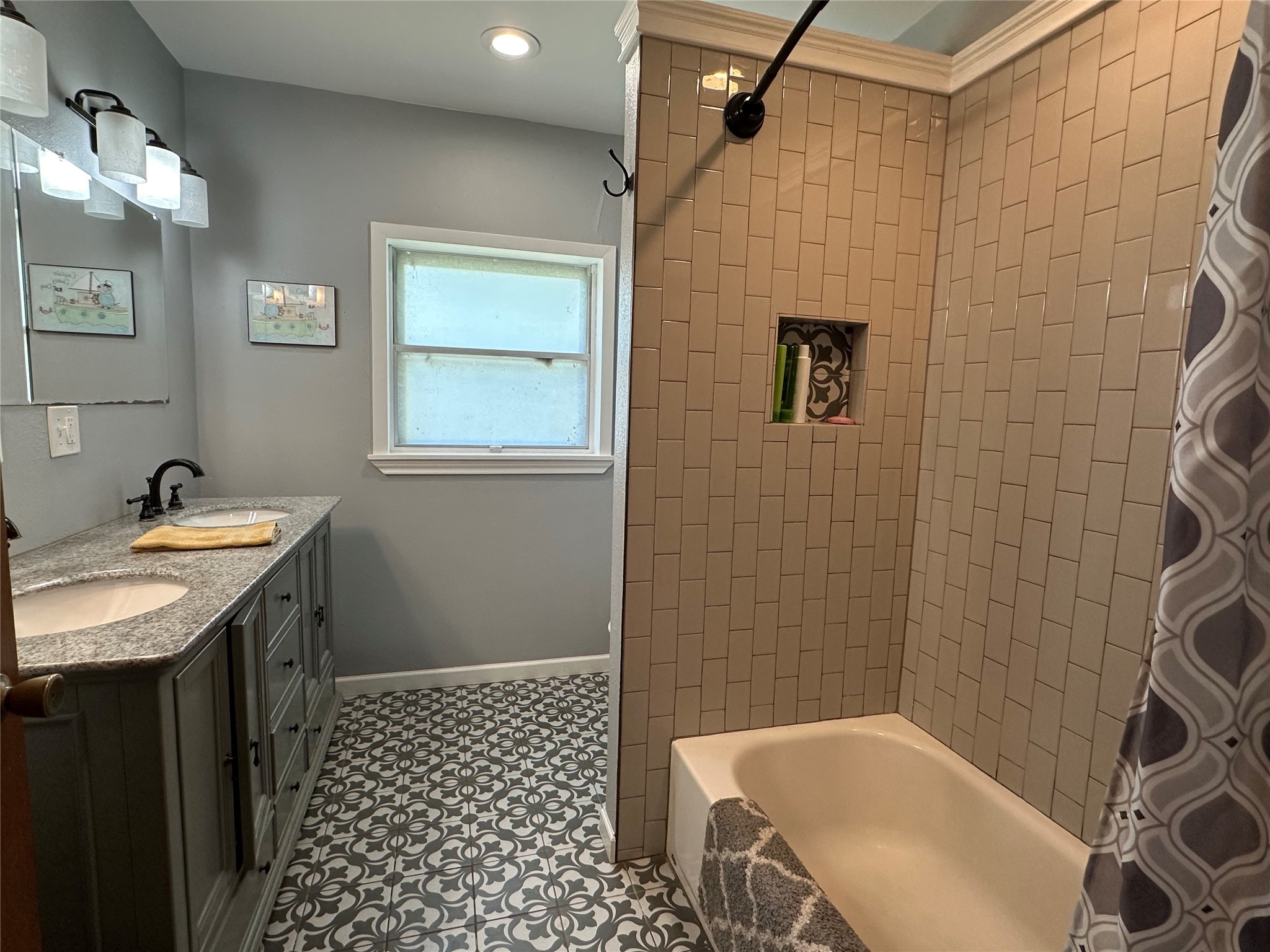 408 W Armstrong Comanche TX 76442