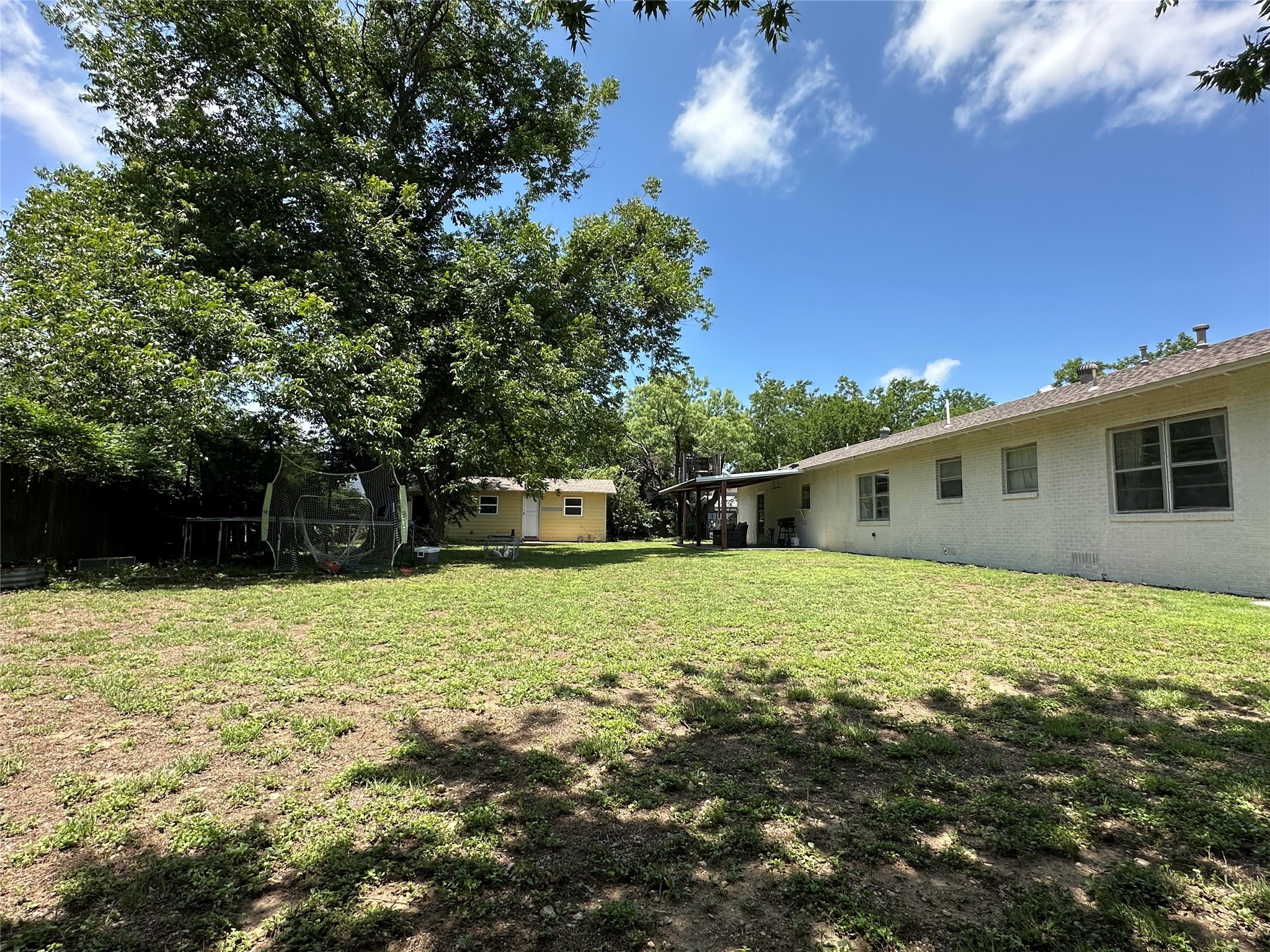 408 W Armstrong Comanche TX 76442