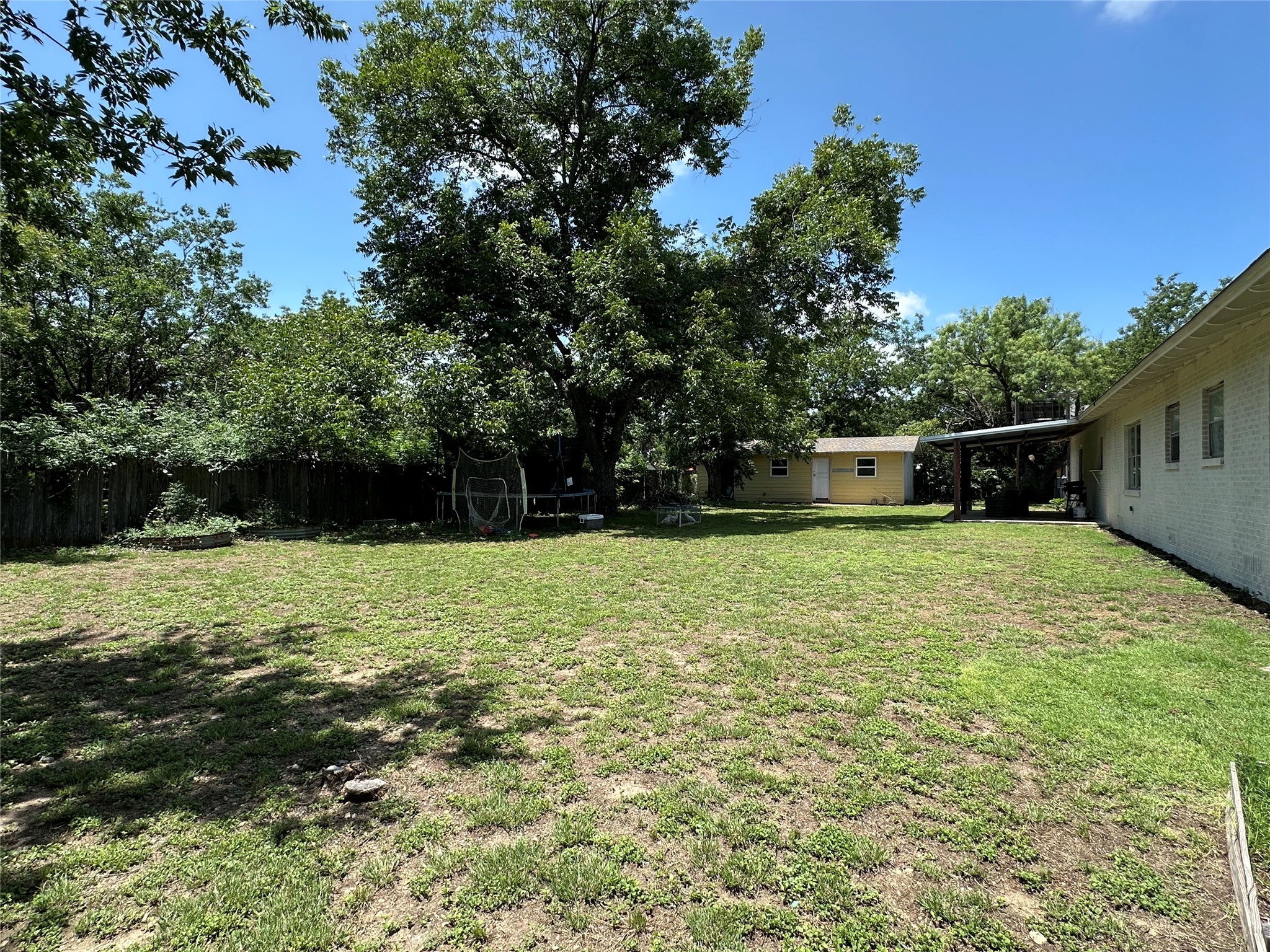 408 W Armstrong Comanche TX 76442