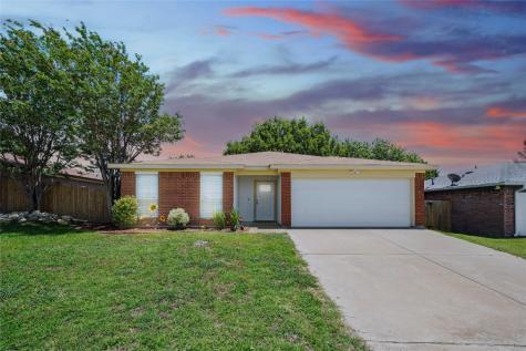717 Basset Locke Drive Fort Worth TX 76108