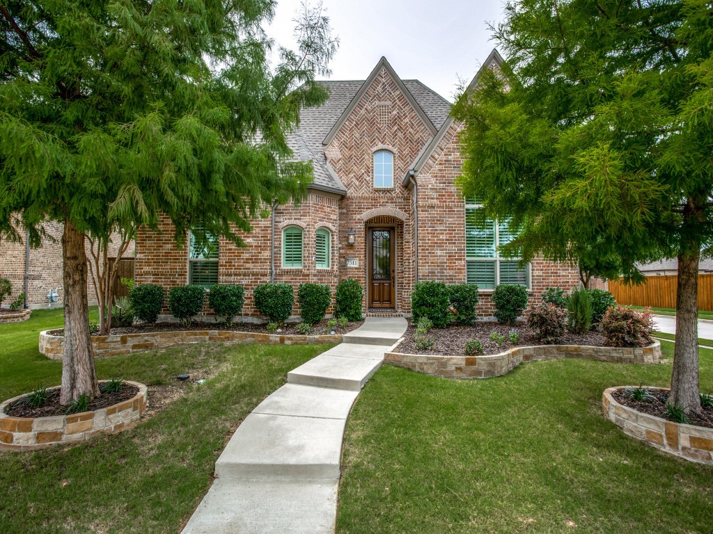 7511 Autumn Lane Sachse TX 75048