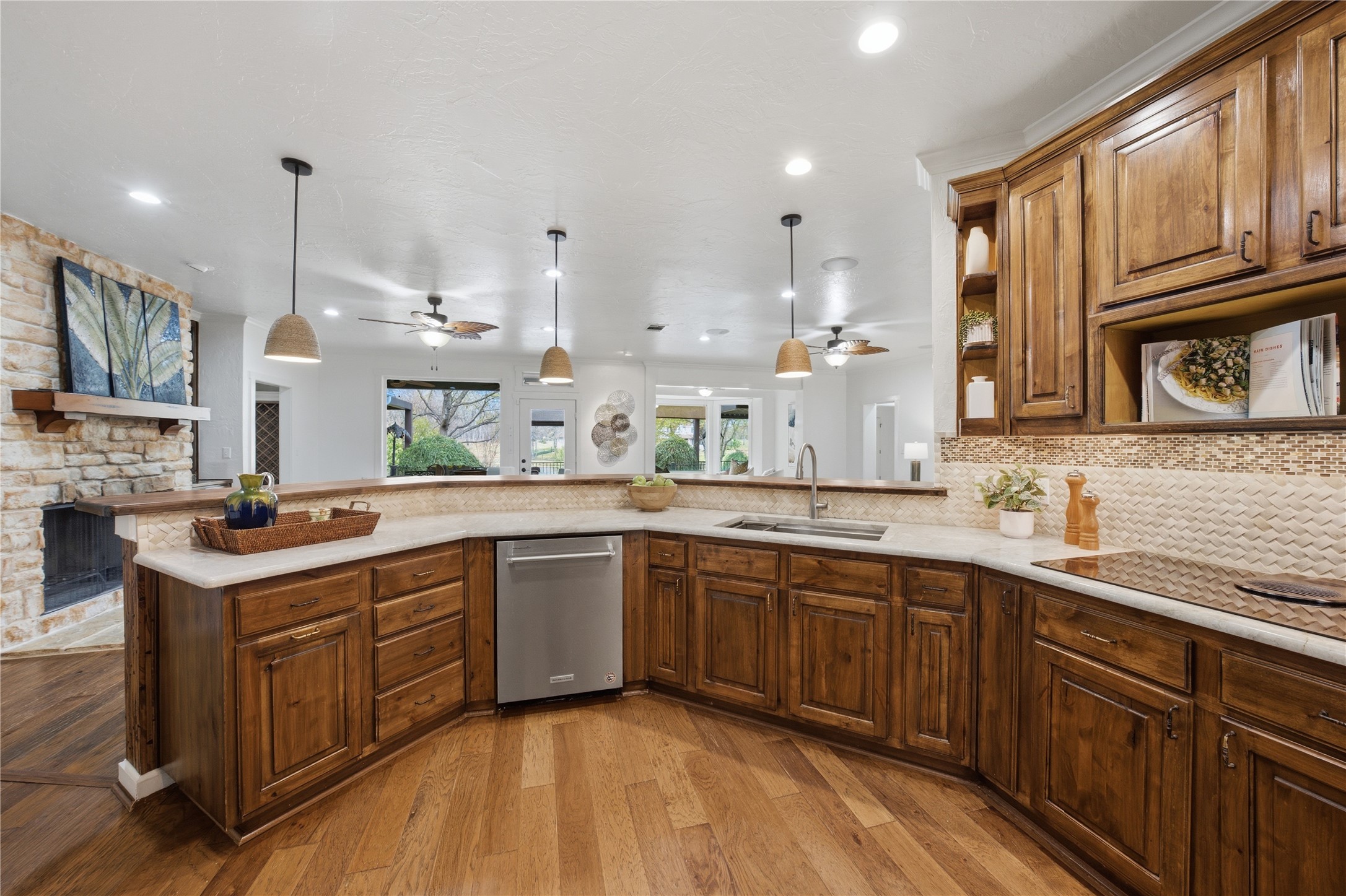 224 Colonial Drive Mabank TX 75156