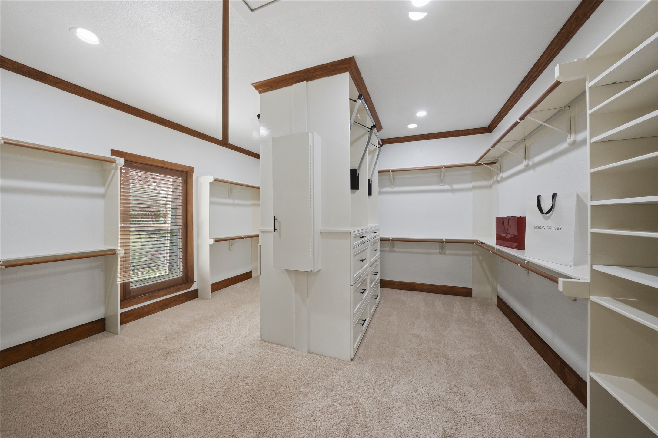 224 Colonial Drive Mabank TX 75156