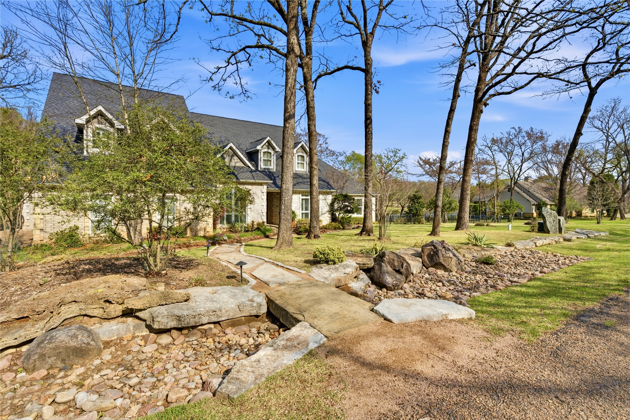 224 Colonial Drive Mabank TX 75156