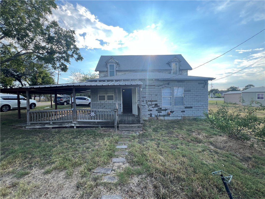 201 N Wiebusch Street Riesel TX 76682