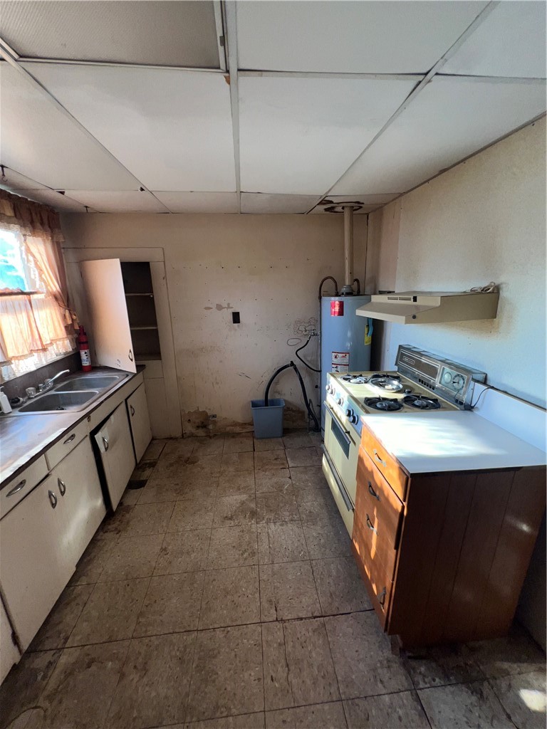 201 N Wiebusch Street Riesel TX 76682