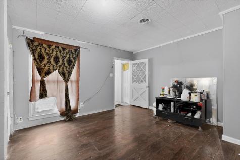 522 Phillip Street Mesquite TX 75149