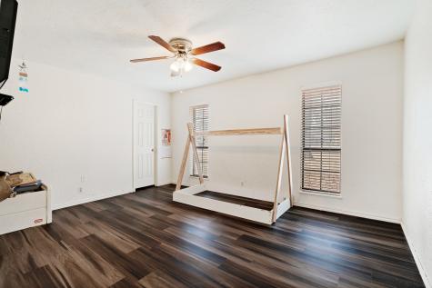 835 39th Street SE Paris TX 75462