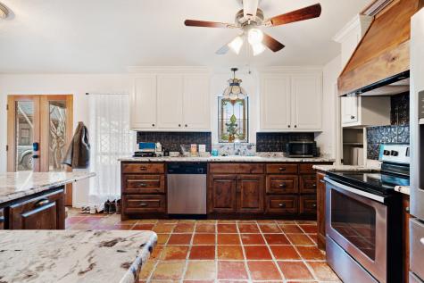 835 39th Street SE Paris TX 75462