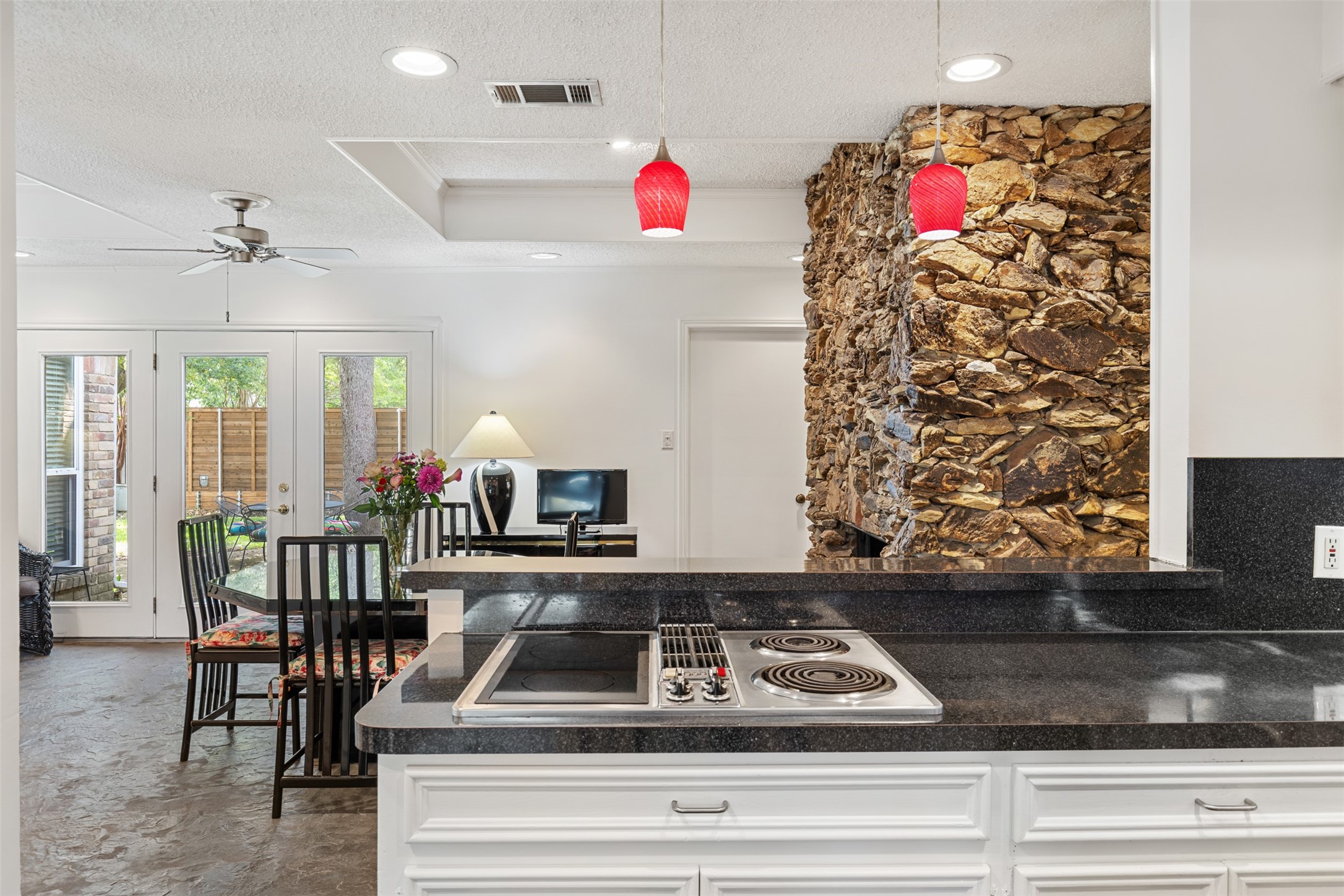 6432 Barkwood Lane Dallas TX 75248