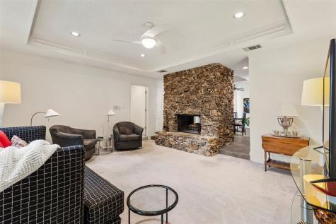 6432 Barkwood Lane Dallas TX 75248