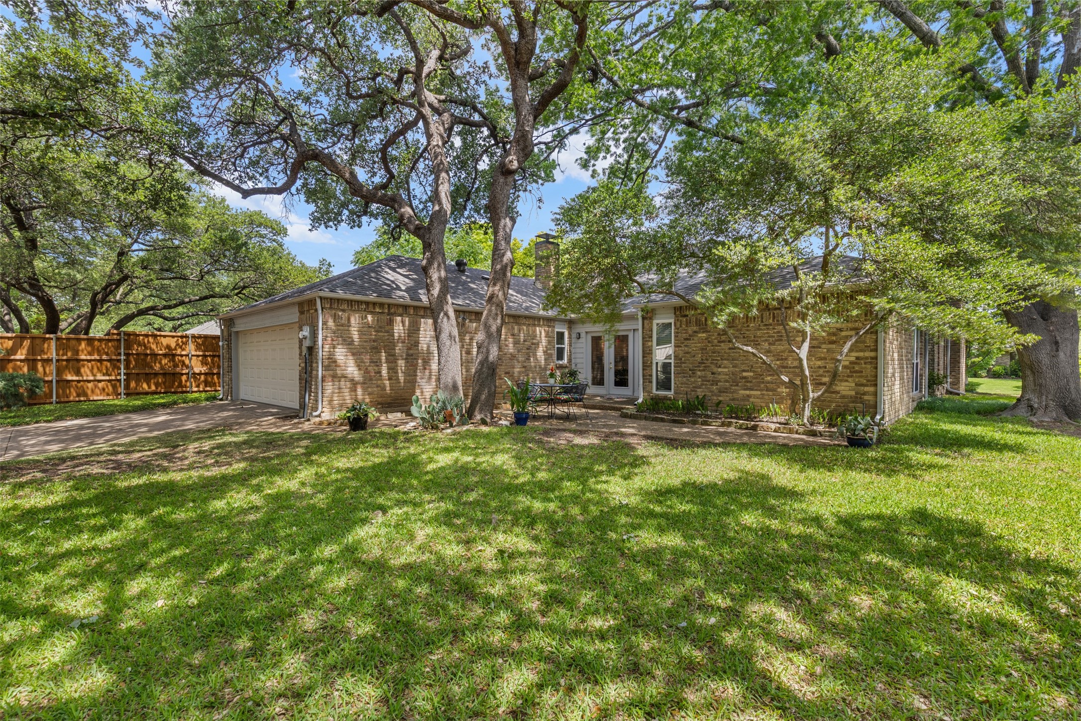 6432 Barkwood Lane Dallas TX 75248