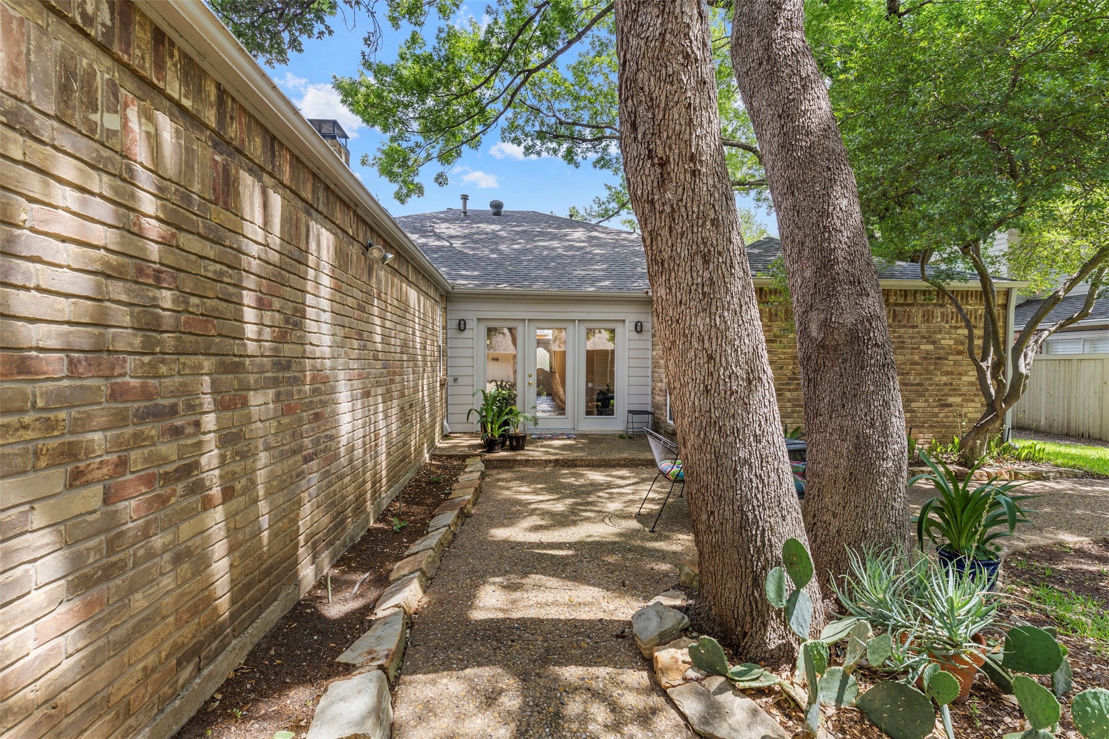 6432 Barkwood Lane Dallas TX 75248