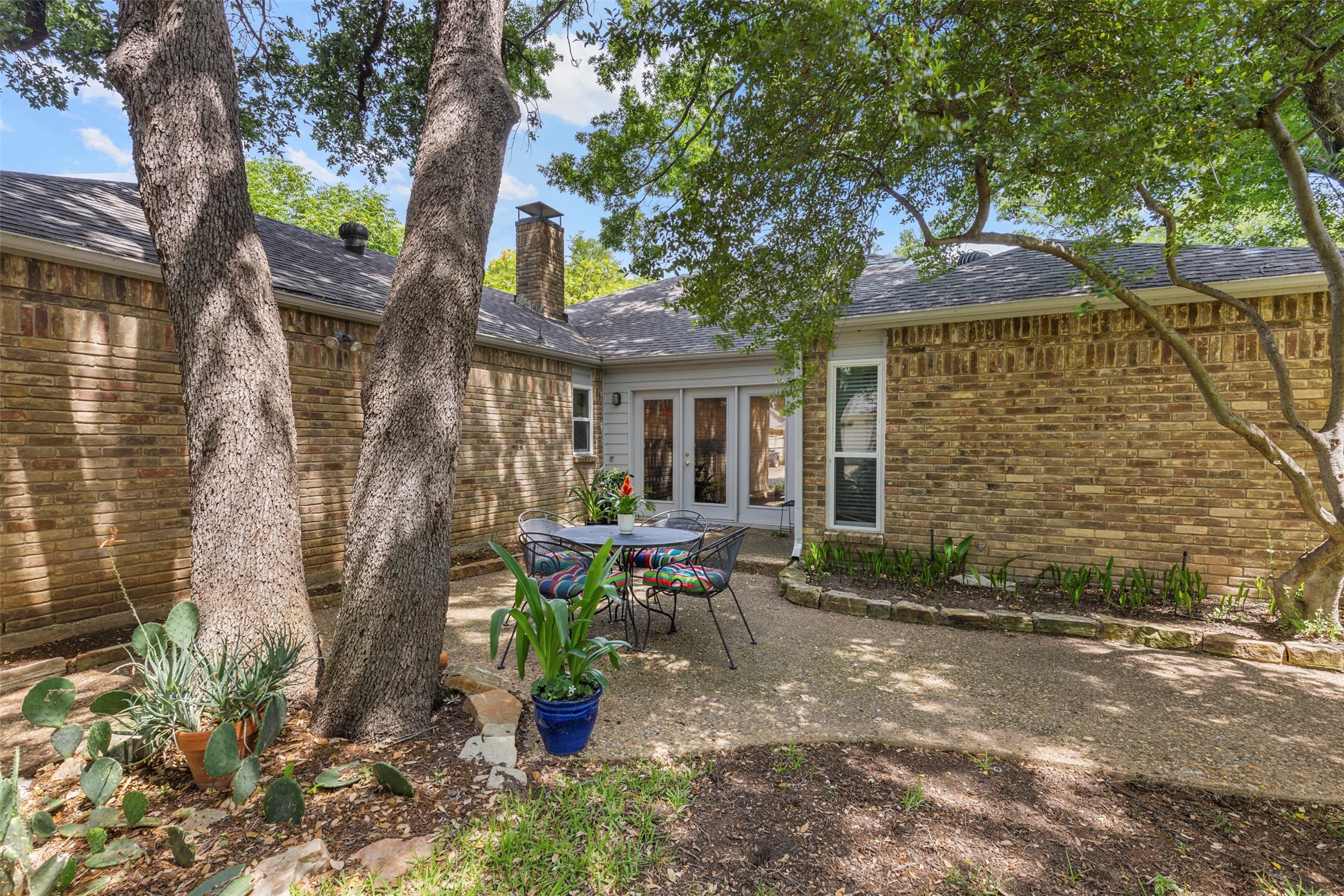 6432 Barkwood Lane Dallas TX 75248