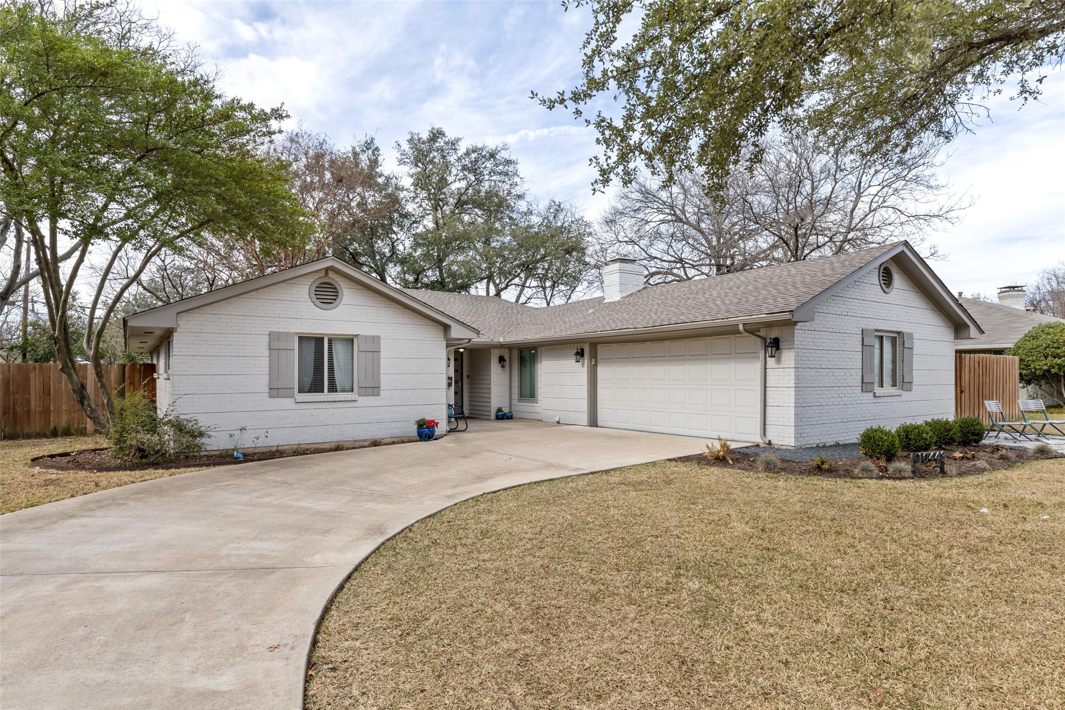 10443 Royal Club Lane Dallas TX 75229