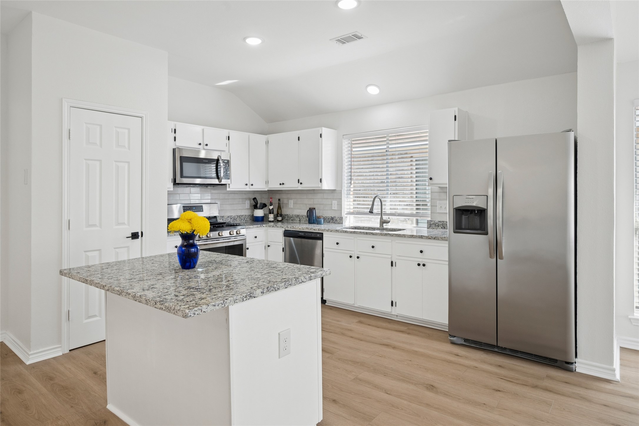 7606 Harbor Drive Rowlett TX 75088