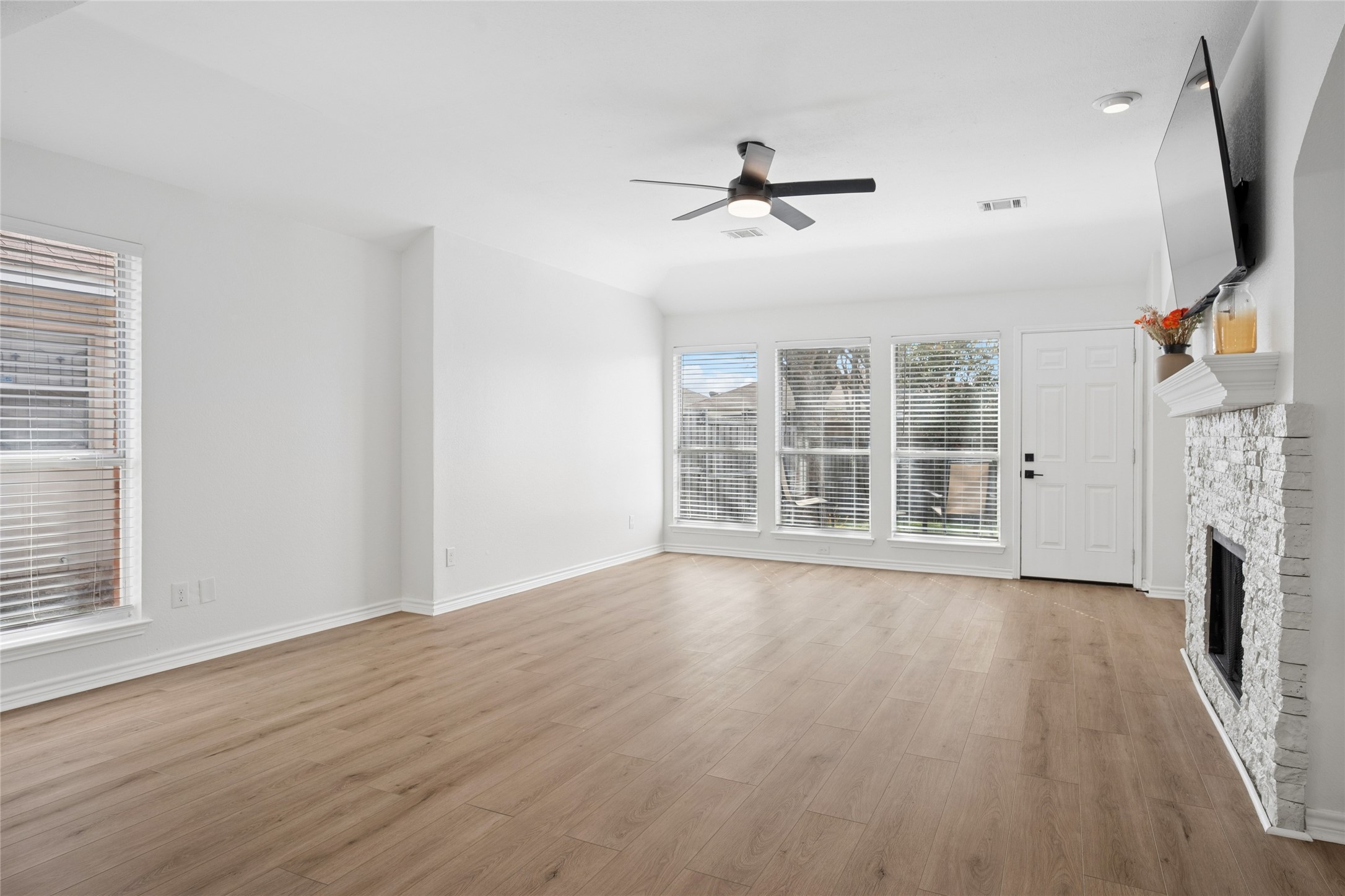 7606 Harbor Drive Rowlett TX 75088