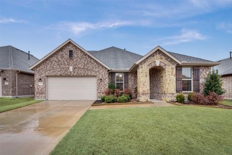1717 Drover Creek Road Aubrey TX 76227