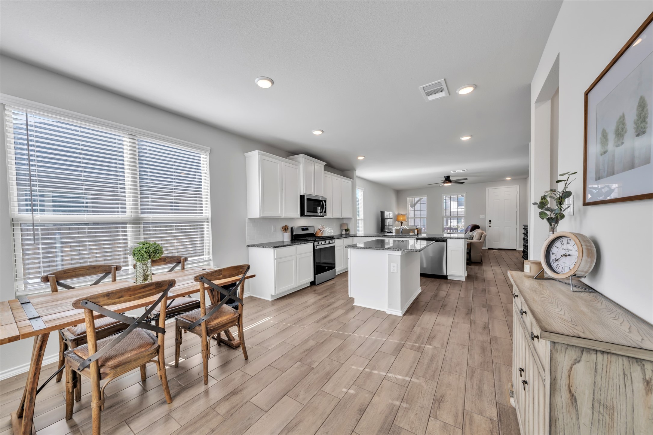 2933 Dixondale Drive Fort Worth TX 76108