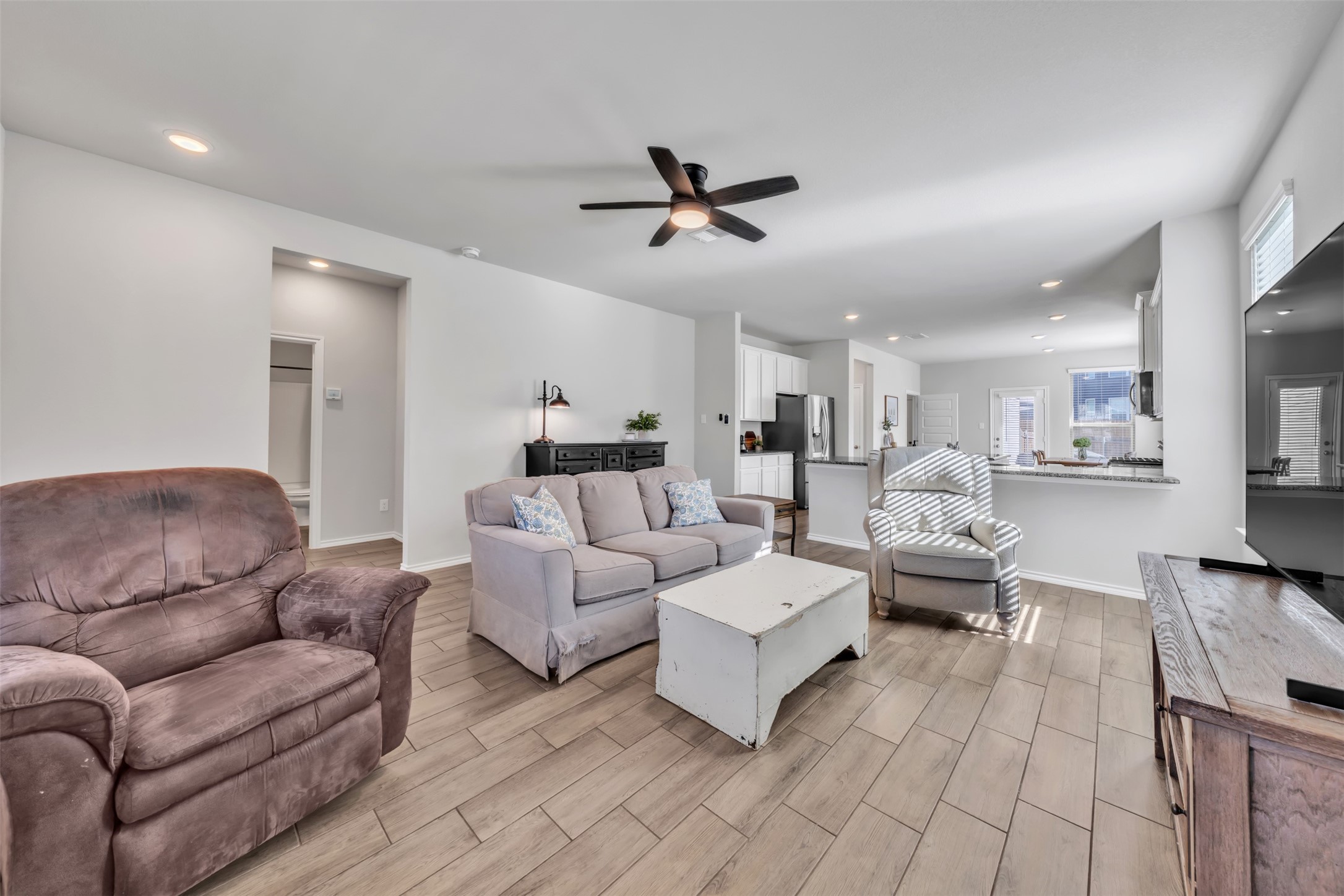 2933 Dixondale Drive Fort Worth TX 76108