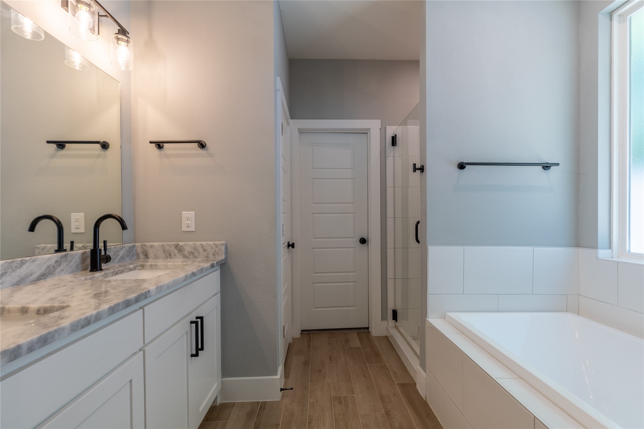 5523 Firewood Trail Granbury TX 76048