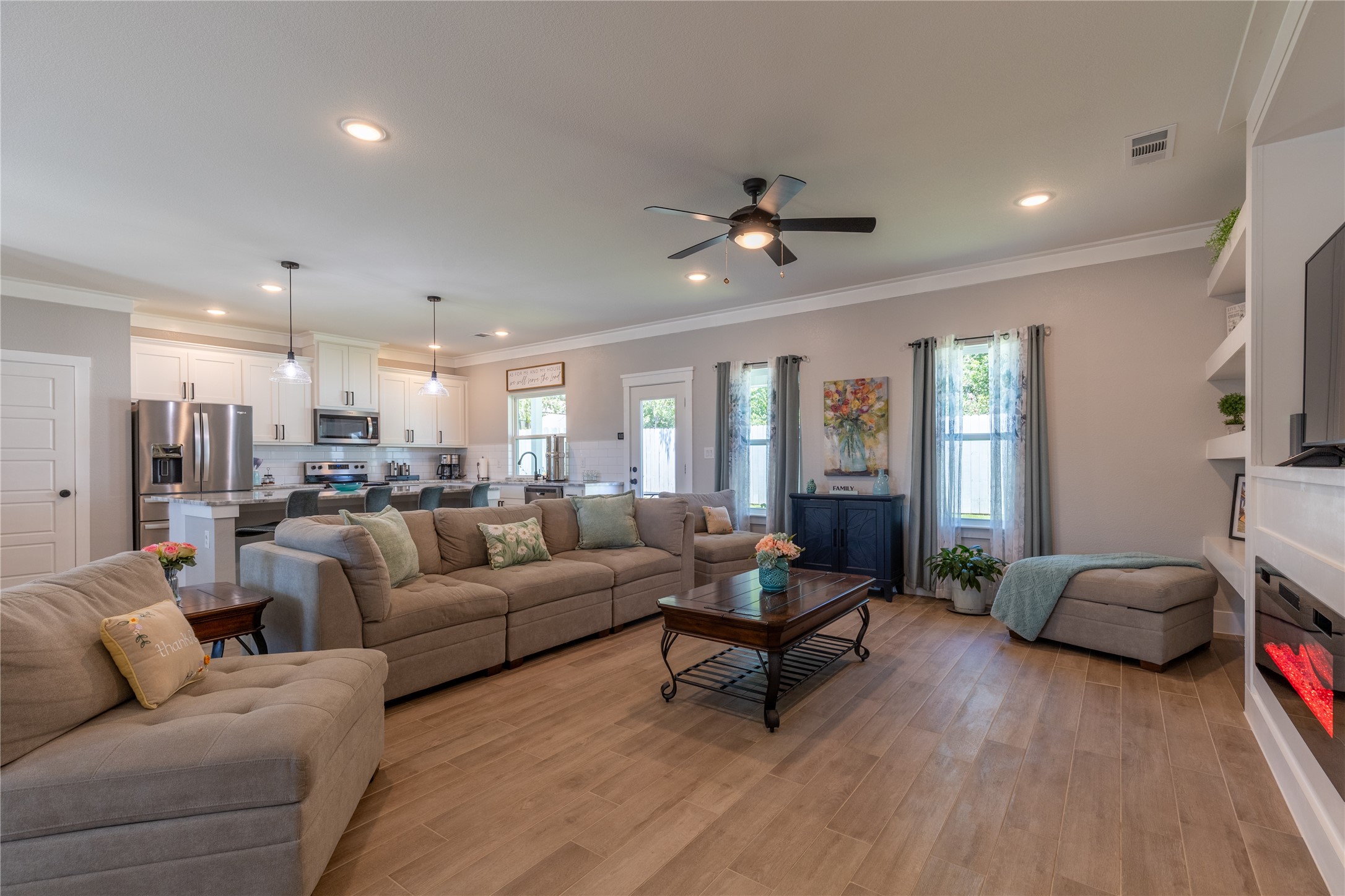 5523 Firewood Trail Granbury TX 76048
