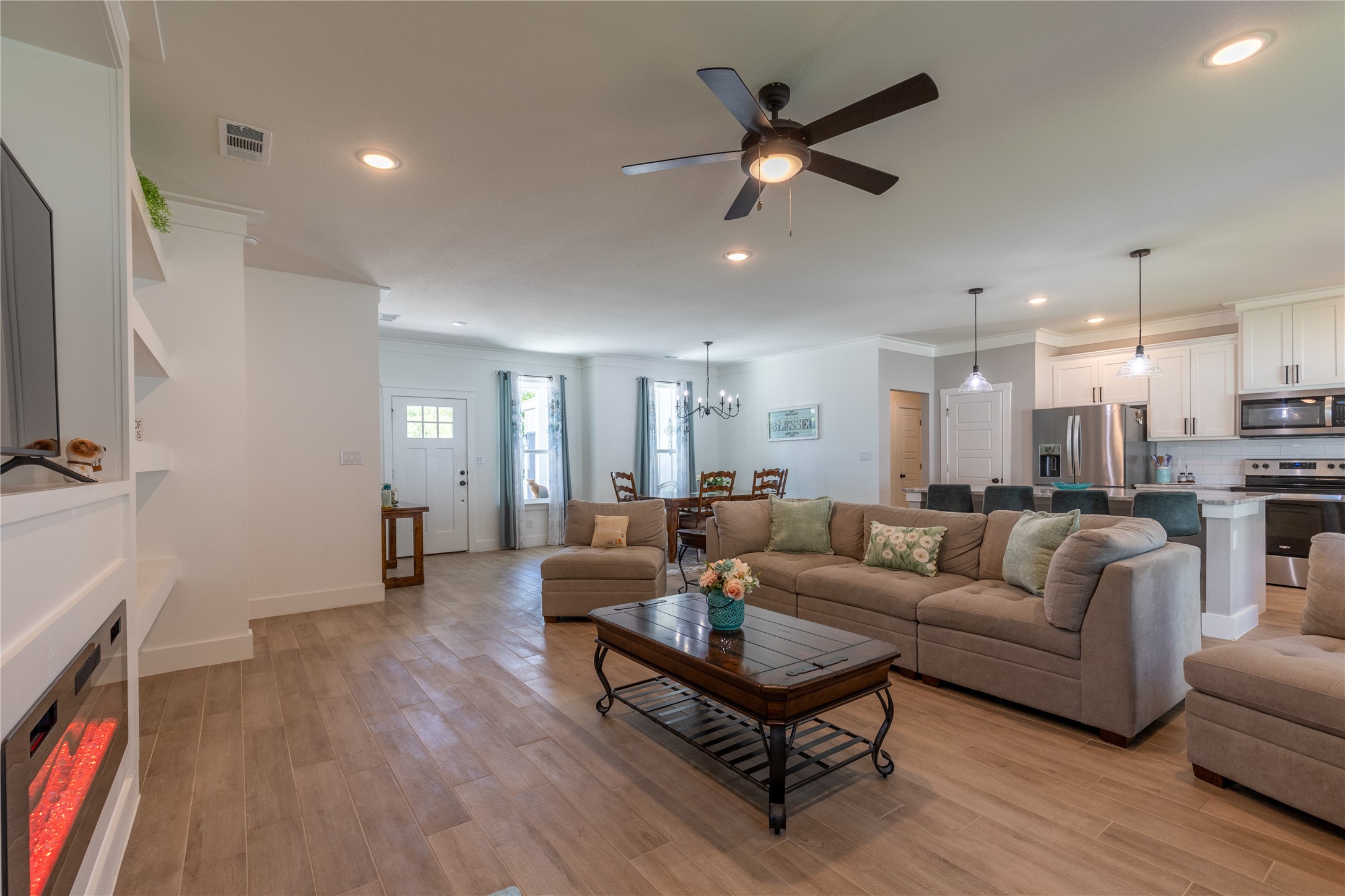 5523 Firewood Trail Granbury TX 76048