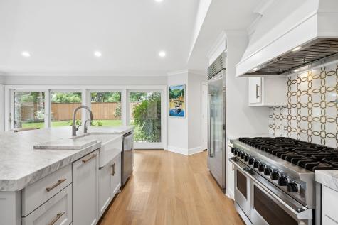 4630 S Lindhurst Avenue Dallas TX 75229