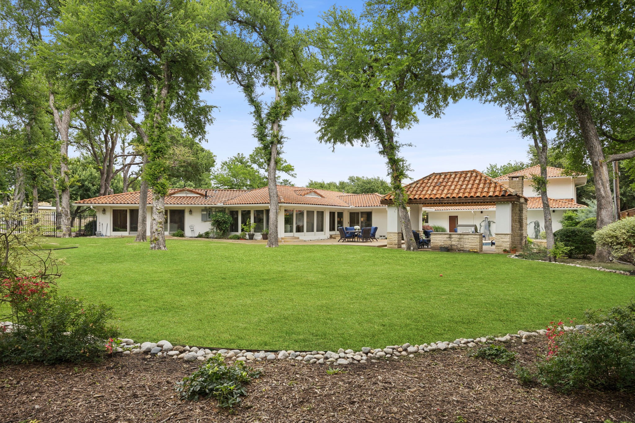 4630 S Lindhurst Avenue Dallas TX 75229