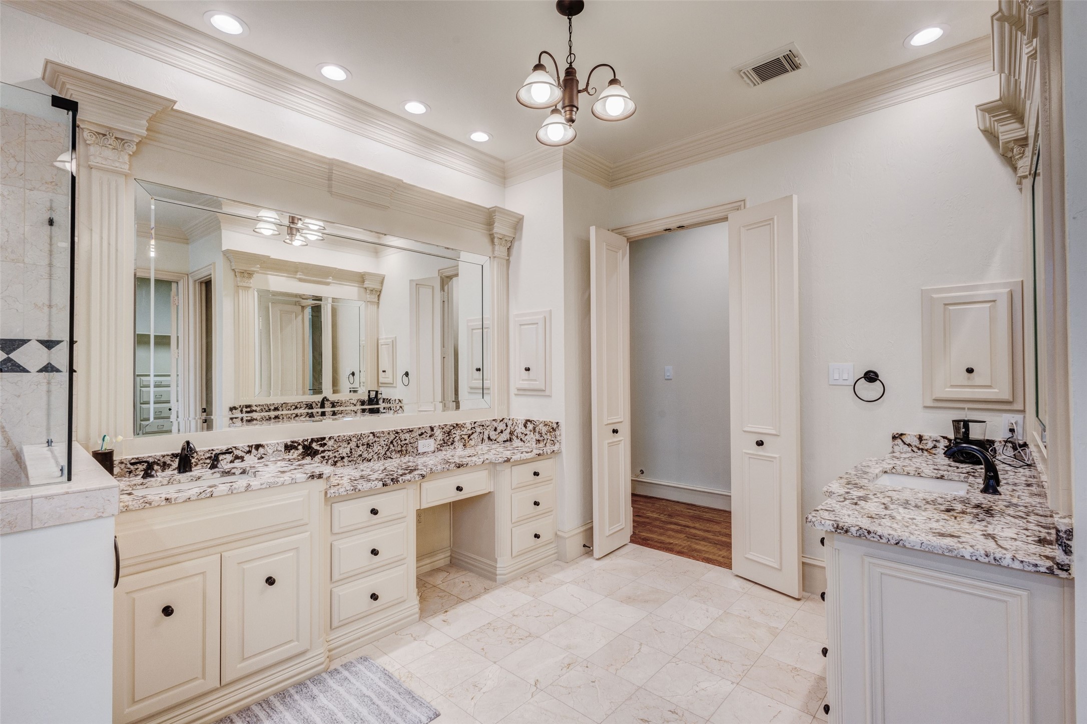 5048 Castle Creek Lane Plano TX 75093